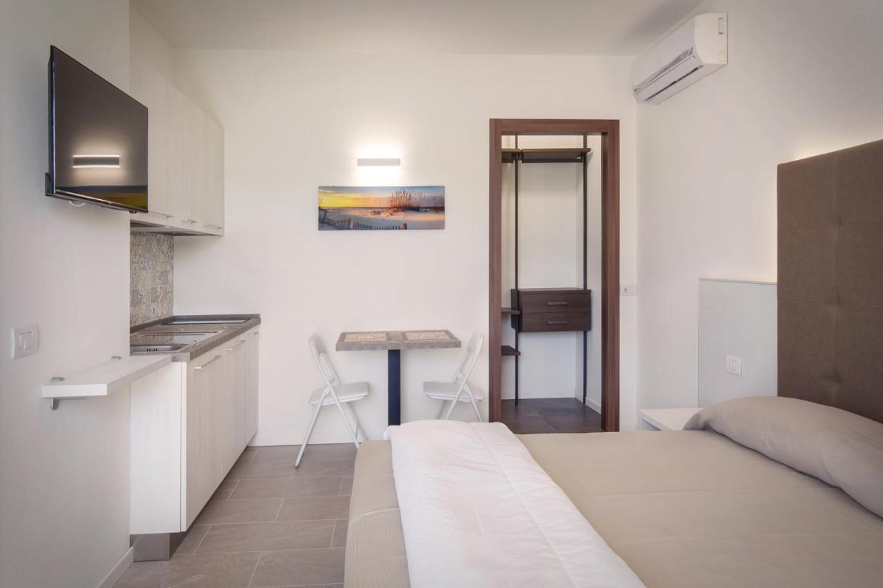 Villa Aurora-Holiday Home Apt3 Бардолино Экстерьер фото